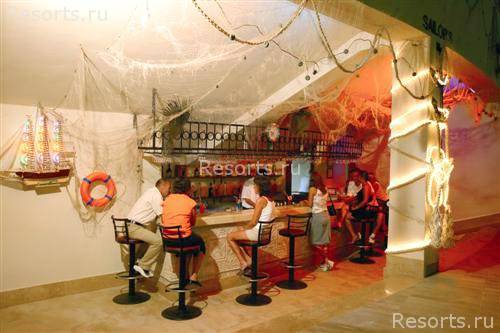 Monachus Park Hotel 13